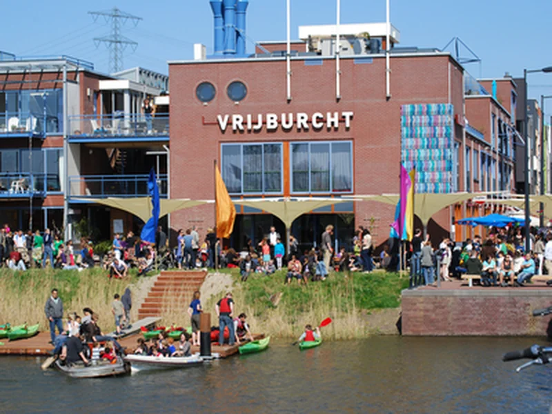 Theater Vrijburcht: Cultureel Hart van IJburg